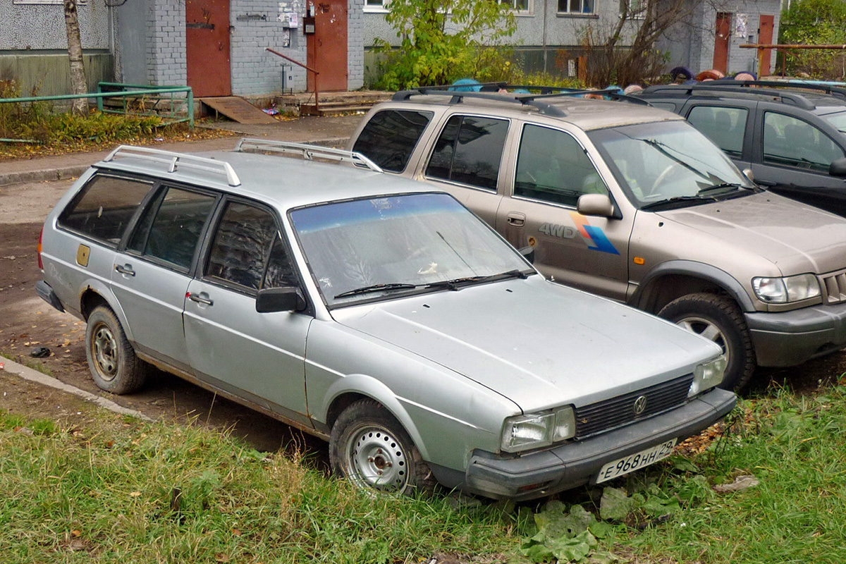 Архангельская область, № Е 968 НН 29 — Volkswagen Passat Variant (B2) '80-88