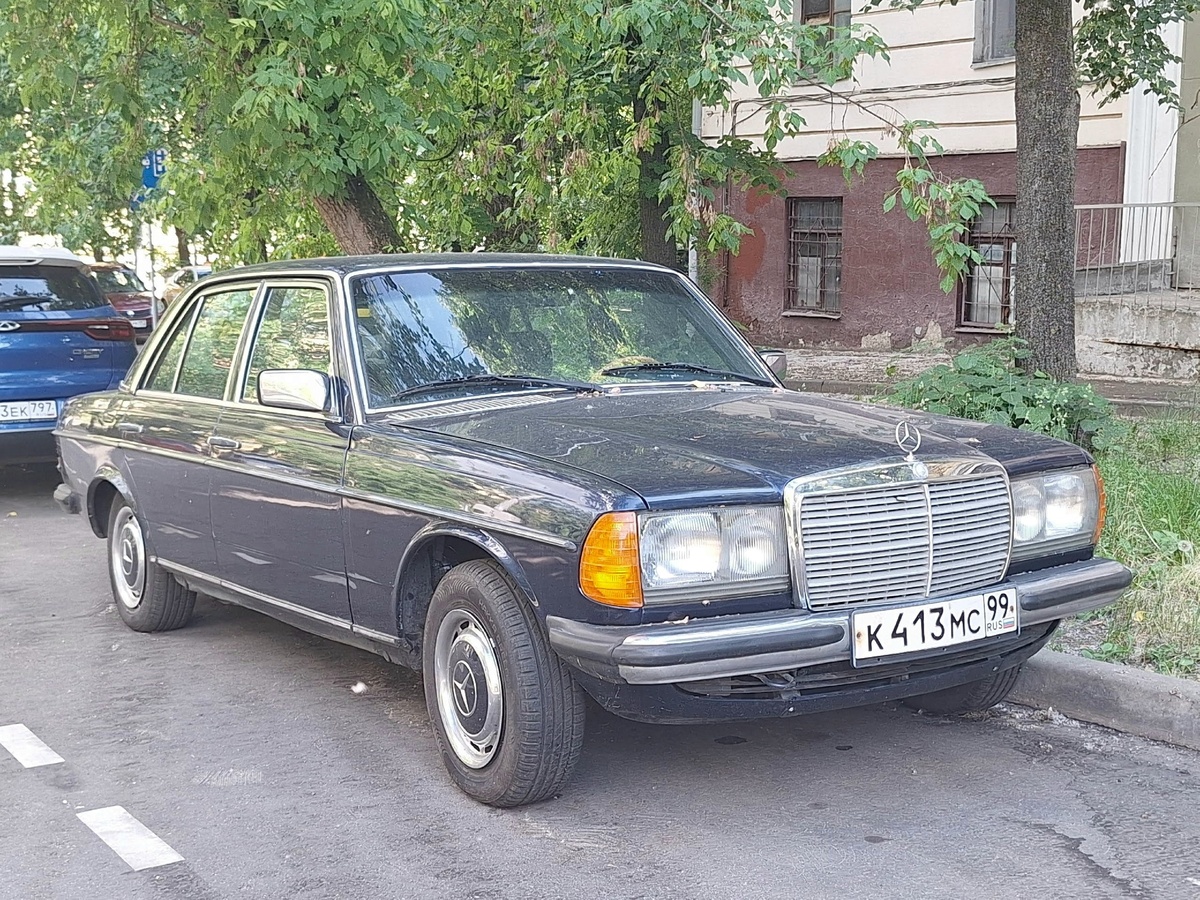 Москва, № К 413 МС 99 — Mercedes-Benz (W123) '76-86