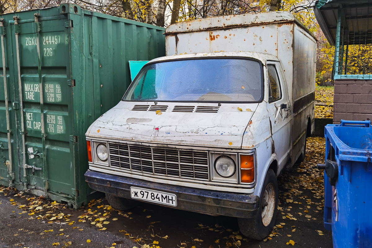 Москва, № Ж 9784 МН — Dodge Ram Van (2G) '79-97