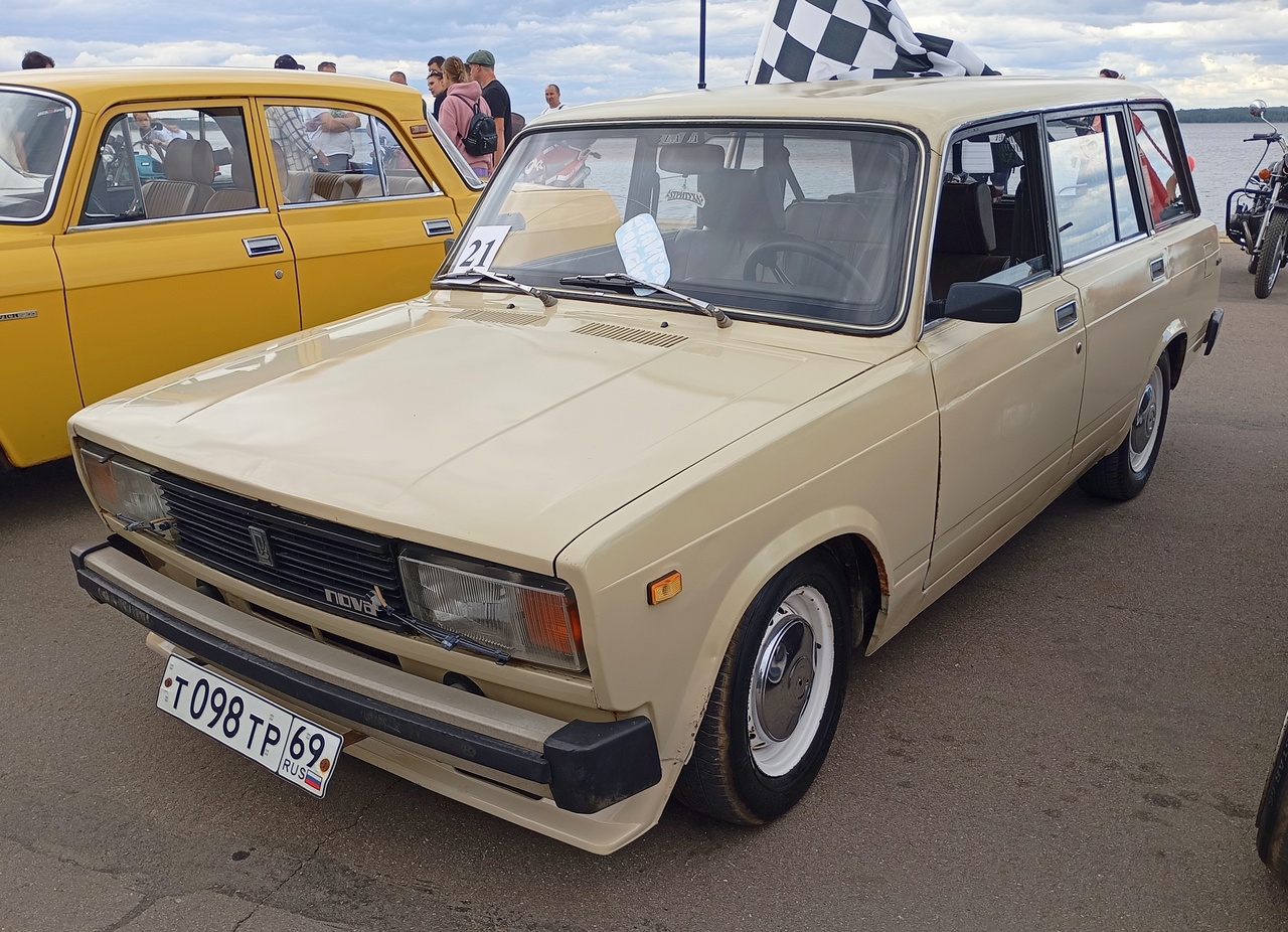 Тверская область, № Т 098 ТР 69 — ВАЗ-2104 Жигули '84-91; Тверская область — День города Осташков 2025