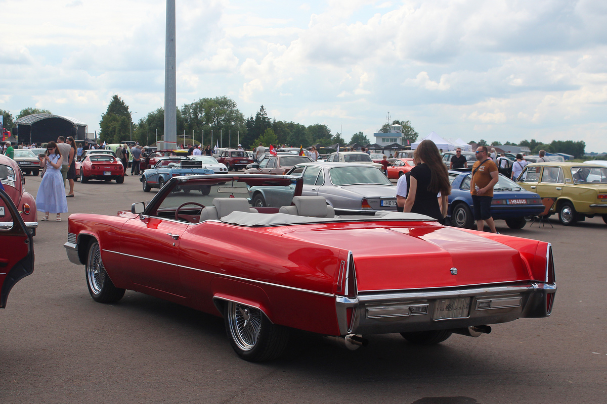 Литва, № DEO 070 — Cadillac DeVille (3G) '65-70; Литва — Nesenstanti klasika 2025
