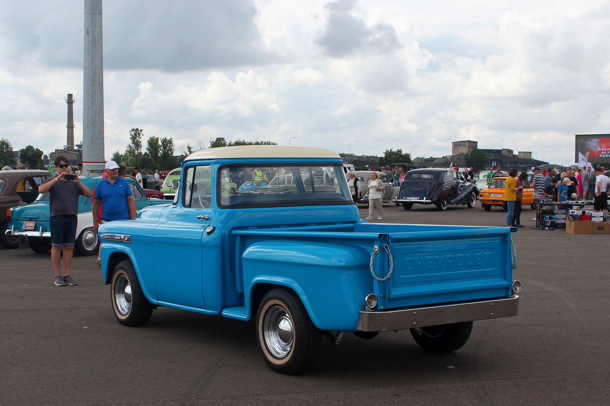 Литва, № (LT) U/N 0129 — Chevrolet Apache '55-61; Литва — Nesenstanti klasika 2025