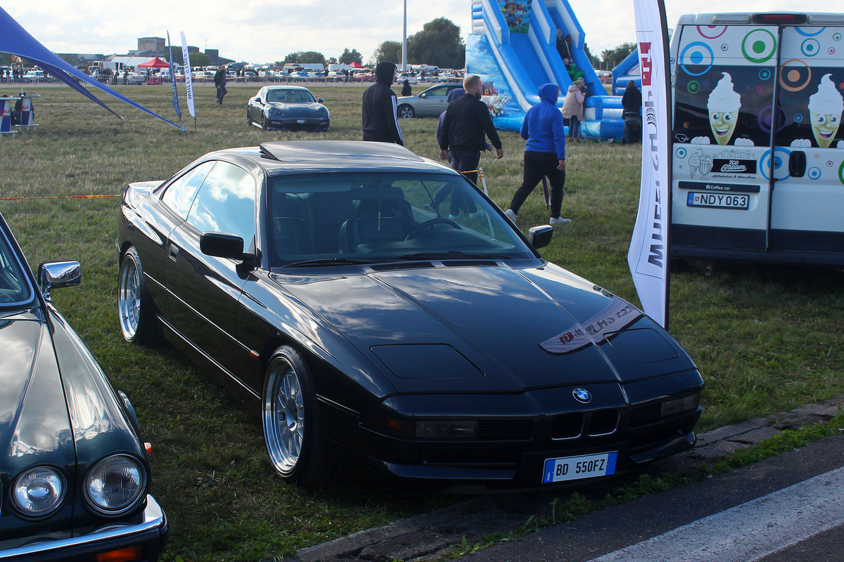 Италия, № BD 550FZ — BMW 8 Series (E31) '89-99; Литва — Retro mugė 2025 ruduo