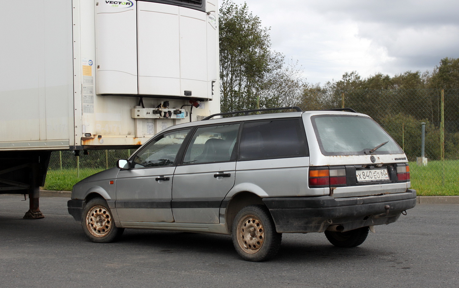 Псковская область, № Х 840 ЕО 60 — Volkswagen Passat Variant (B3) '88-93