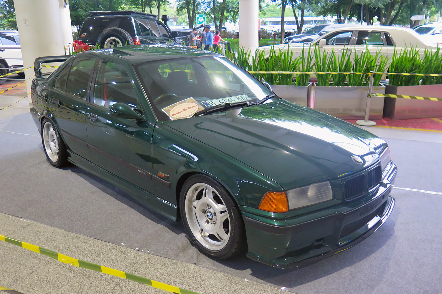 Индонезия, № H 4124 HAP — BMW 3 Series (E36) '90-00
