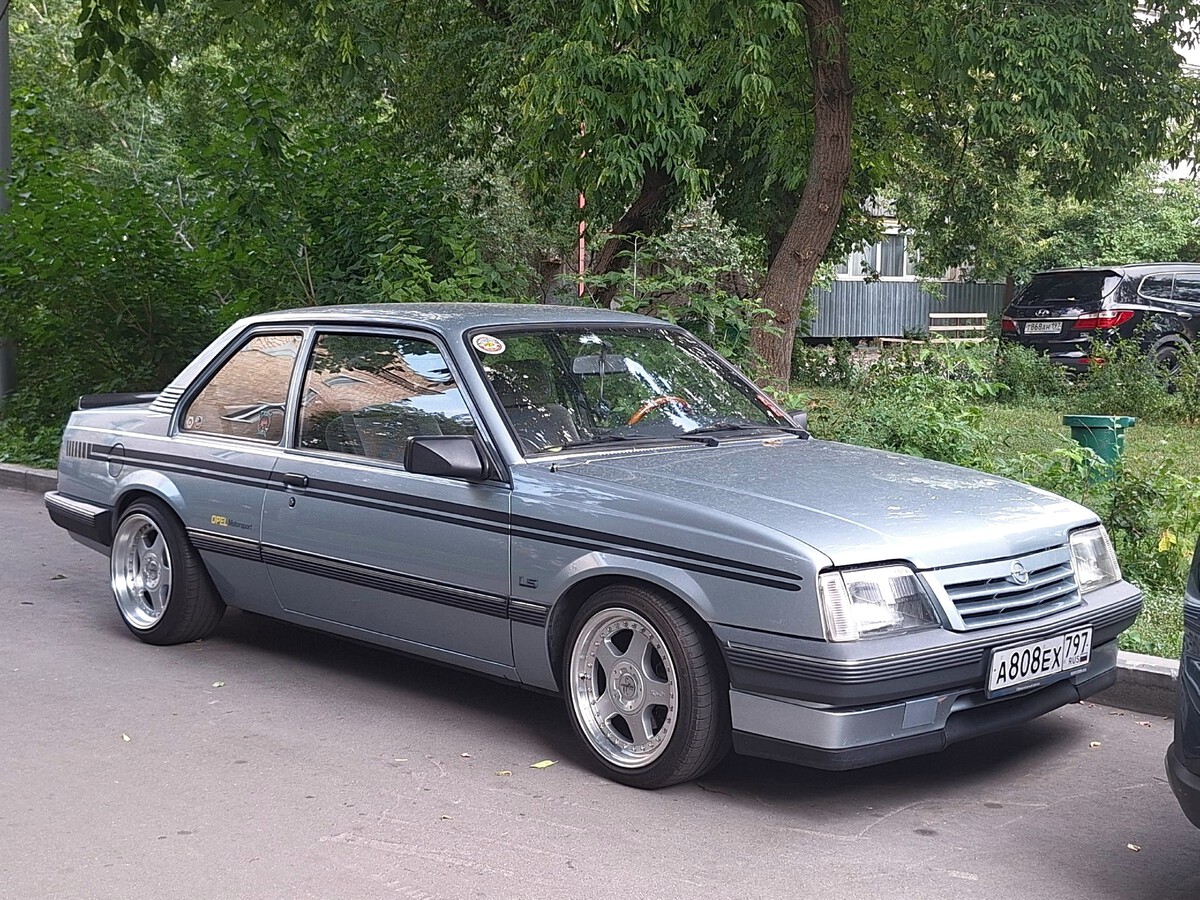 Москва, № А 808 ЕХ 797 — Opel Ascona (C) '81-88