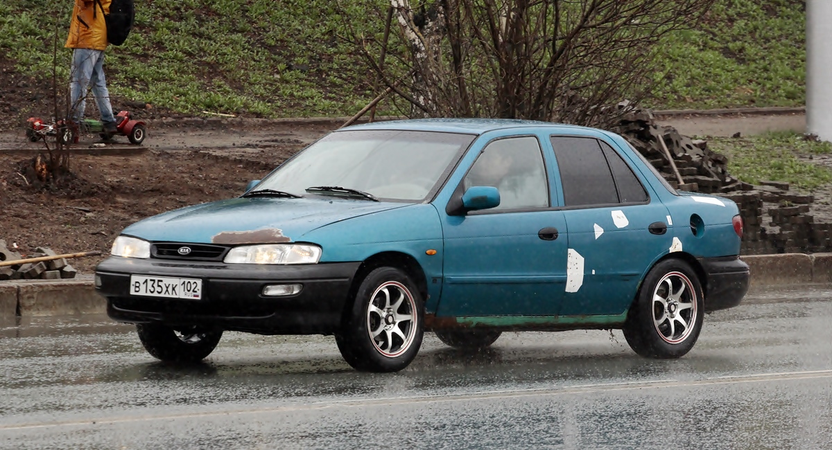 Башкортостан, № В 135 ХК 102 — Kia Sephia '92-97
