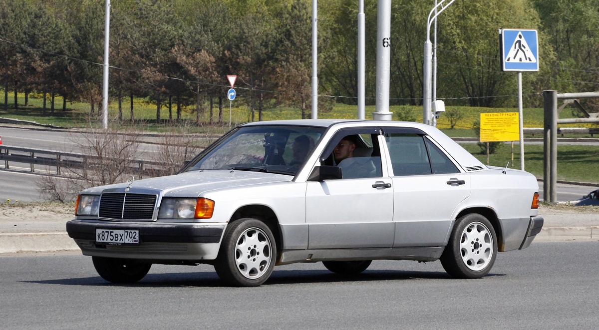 Башкортостан, № К 875 ВХ 702 — Mercedes-Benz 190 (W201) '82-93
