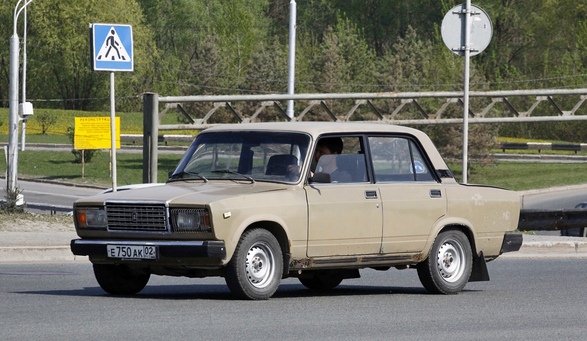Башкортостан, № Е 750 АК 02 — ВАЗ-2107 Жигули '82-91