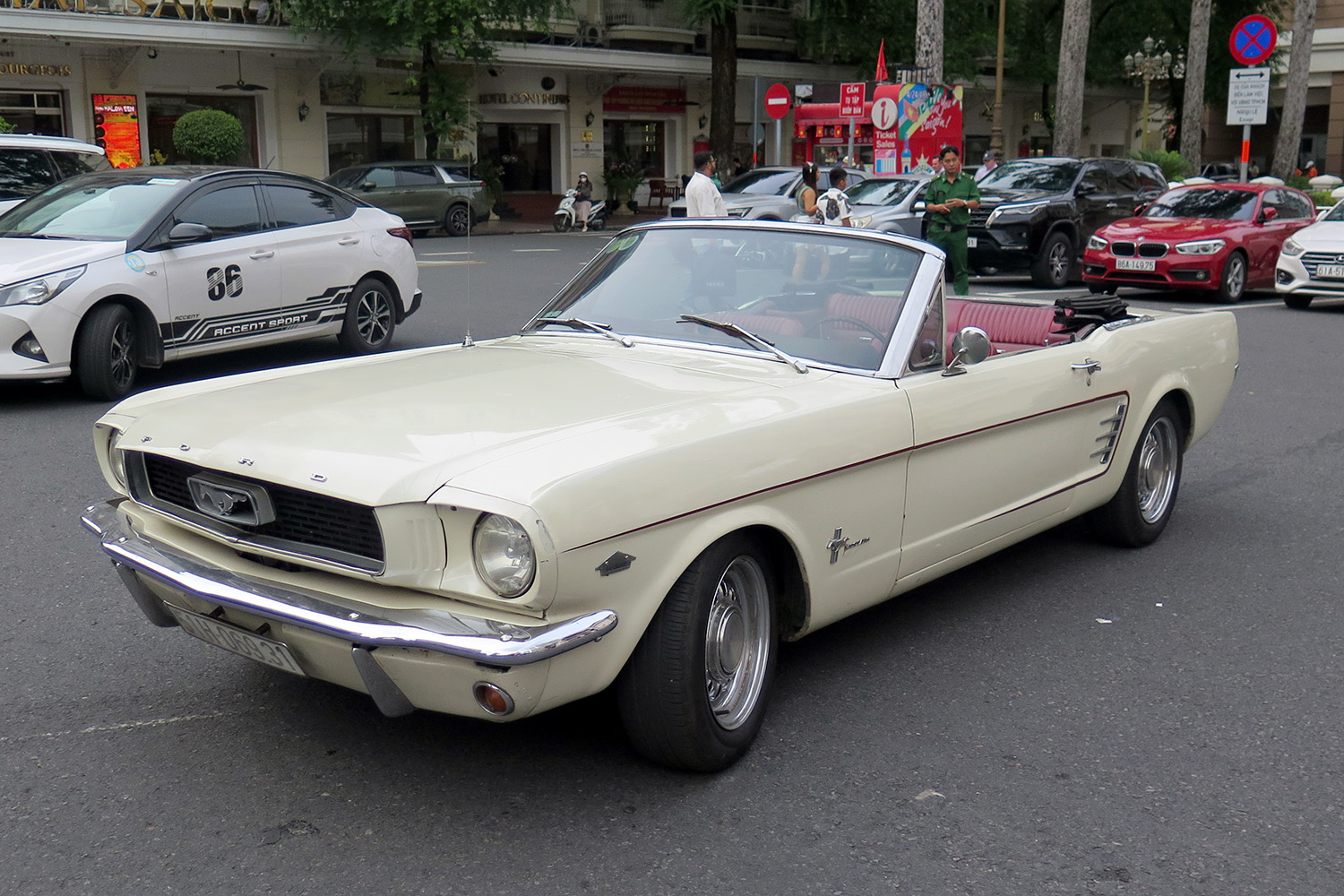 Вьетнам, № 51H 069.31 — Ford Mustang (1G) '65-73