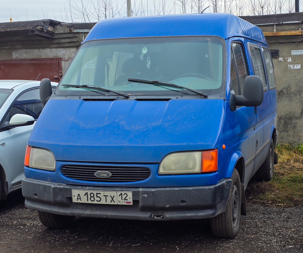 Татарстан, № А 185 ТХ 12 — Ford Transit (3G, facelift) '94-00