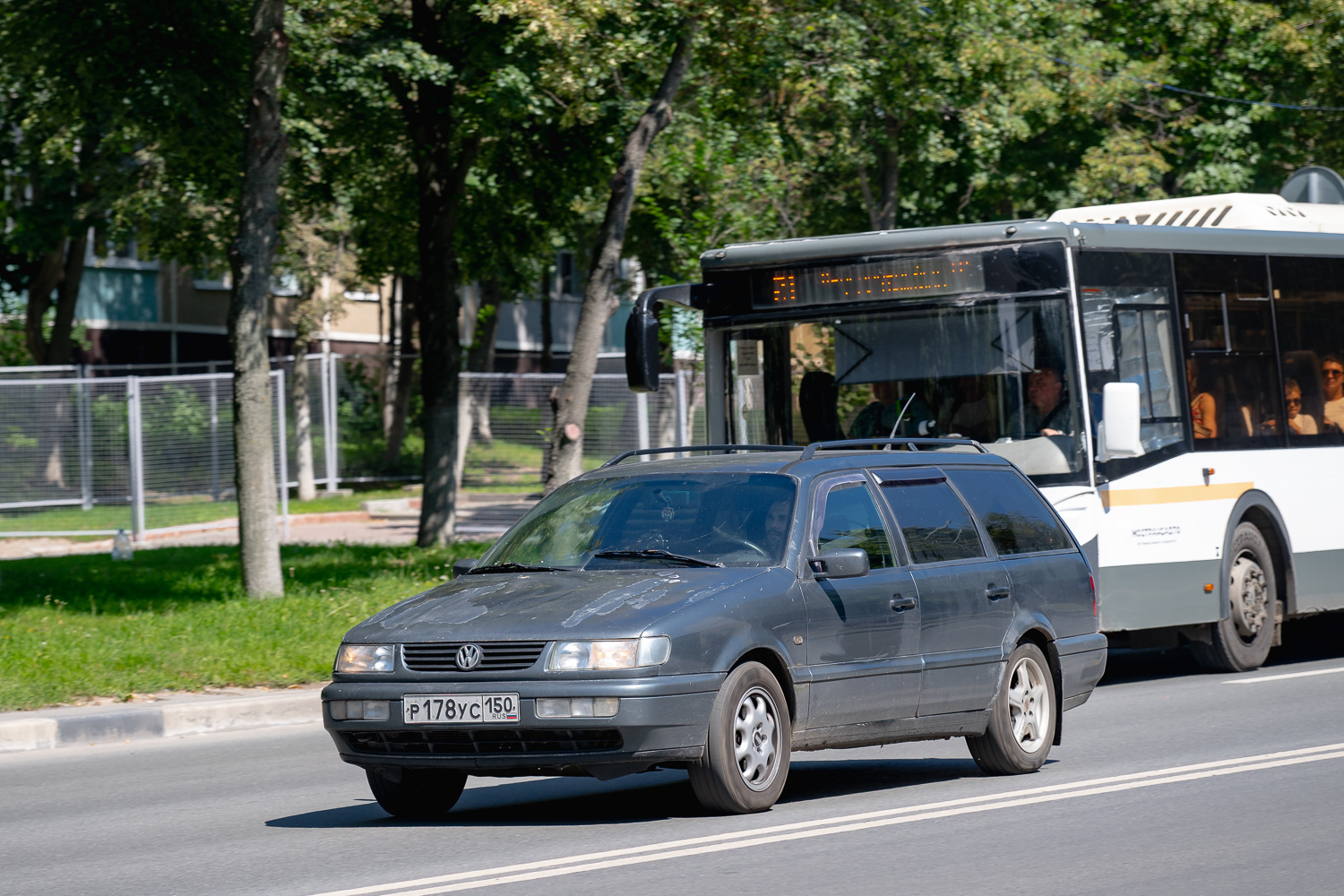 Московская область, № Р 178 УС 150 — Volkswagen Passat Variant (B4) '93-97