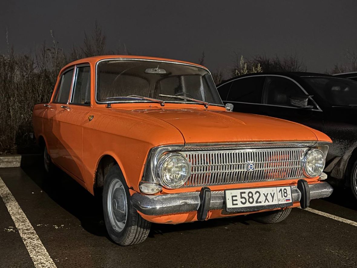 Удмуртия, № Е 582 ХУ 18 — Москвич-412ИЭ (Иж) '70-82