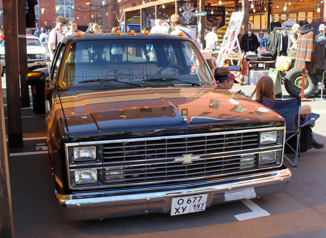 Москва, № О 677 ХУ 197 — Chevrolet C/K-Series (3G) '73-91; Санкт-Петербург — Ежегодная выставка классических и кастомных автомобилей и мотоциклов "Original Meet"