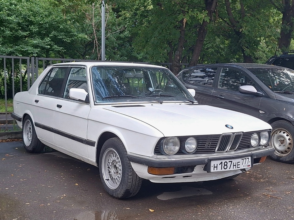 Москва, № Н 187 НЕ 777 — BMW 5 Series (E28) '82-88