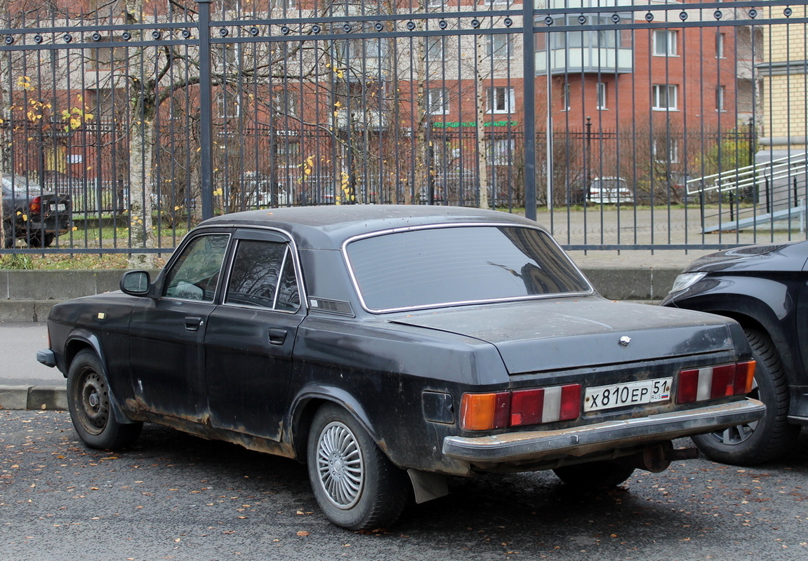 Мурманская область, № Х 810 ЕР 51 — ГАЗ-3102 Волга '81-08