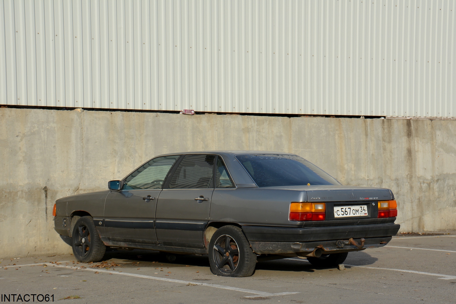 Волгоградская область, № С 567 ОМ 34 — Audi 100 (C3) '82-91