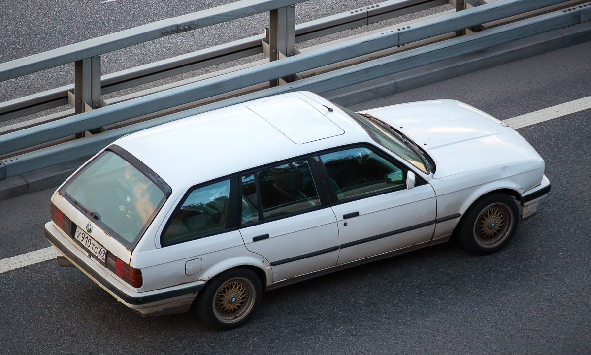 Москва, № Х 910 ТС 69 — BMW 3 Series Touring (E30) '88-94; Тверская область — Вне региона