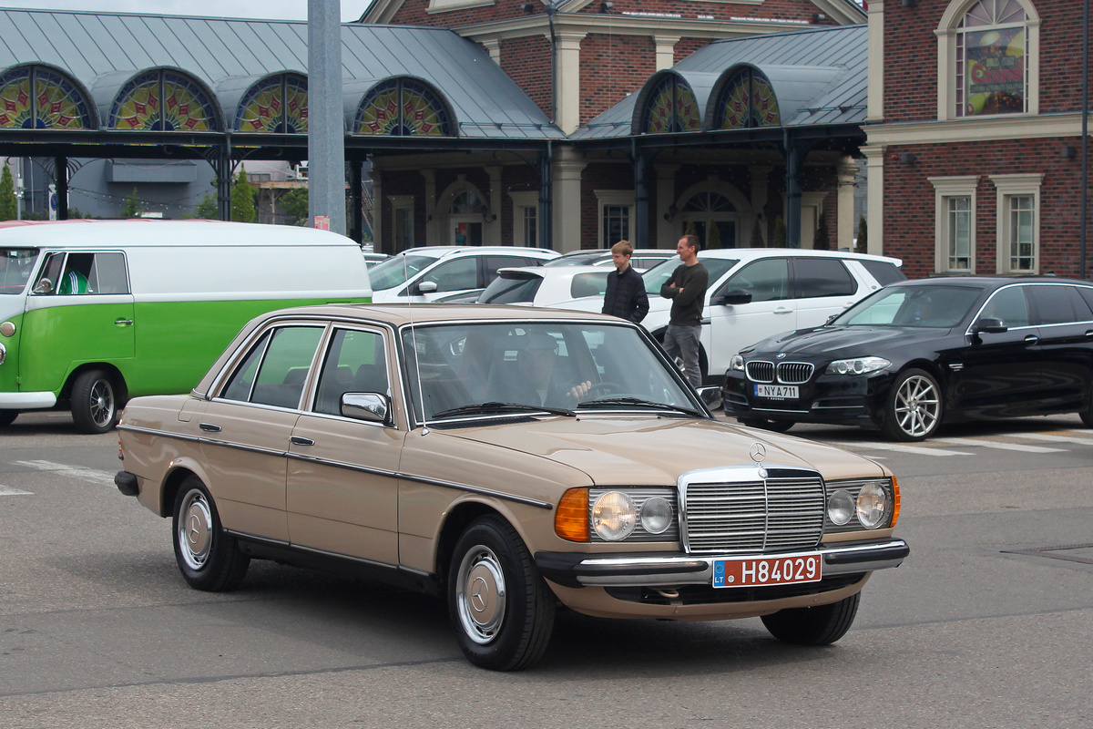 Литва, № H84029 — Mercedes-Benz (W123) '76-86; Литва — Classic Auto Show Kaunas 2025