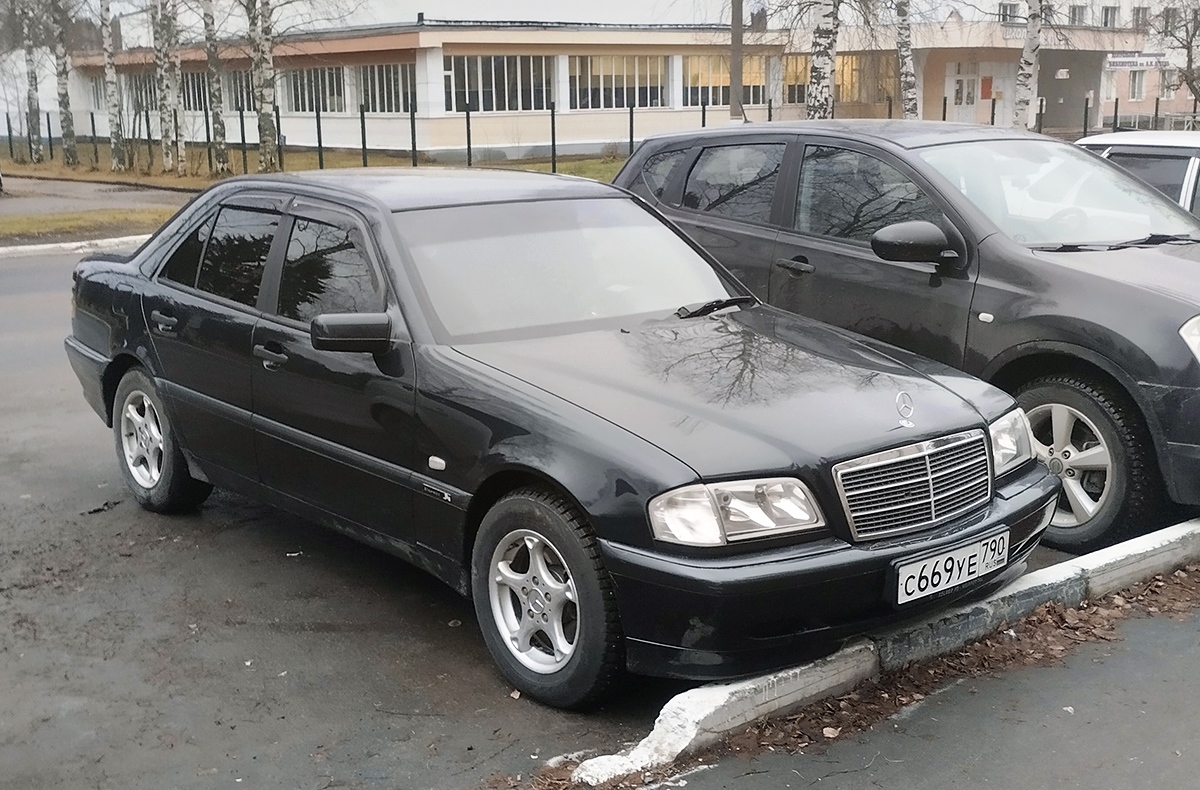 Московская область, № С 669 УЕ 790 — Mercedes-Benz (W202) '93-01