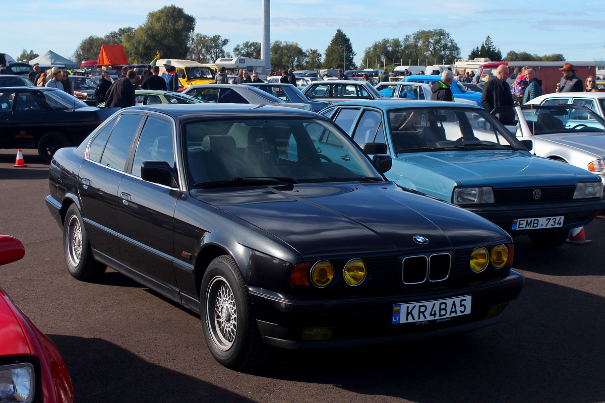 Литва, № KR4BA5 — BMW 5 Series (E34) '87-96; Литва — Retro mugė 2024 ruduo