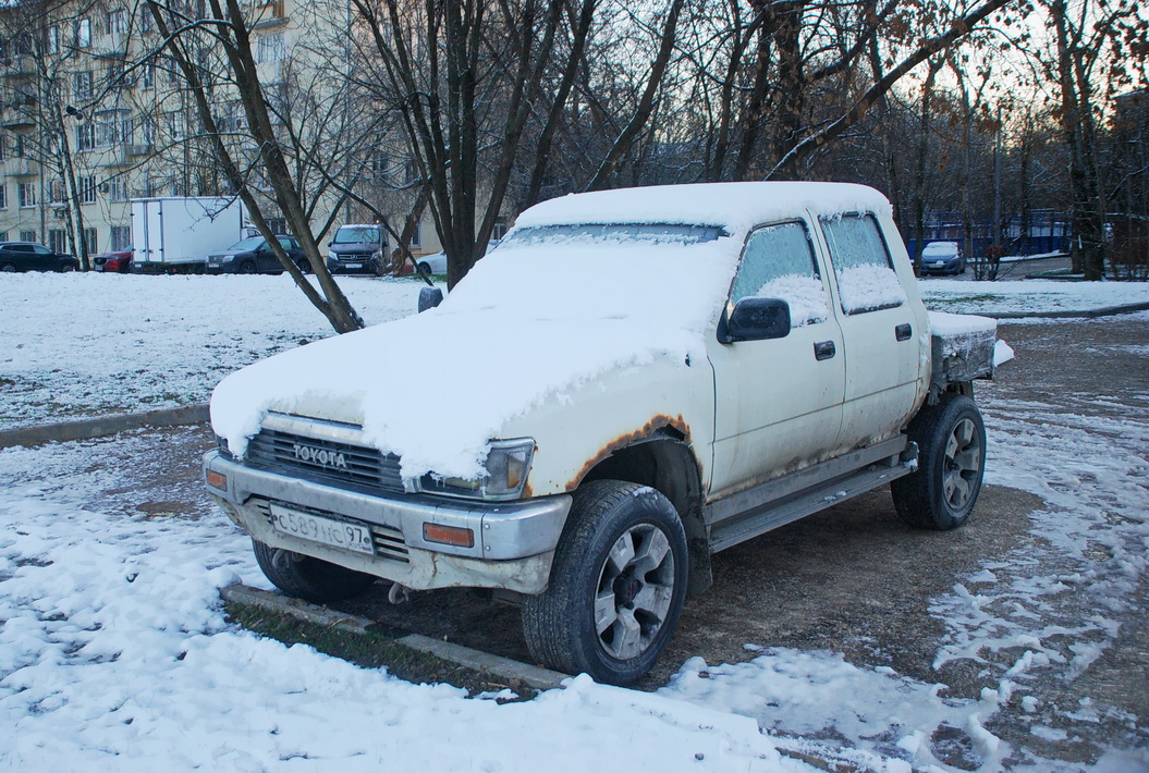 Москва, № С 589 НС 97 — Toyota Hilux (N80/N90/N100/N110) '89-05