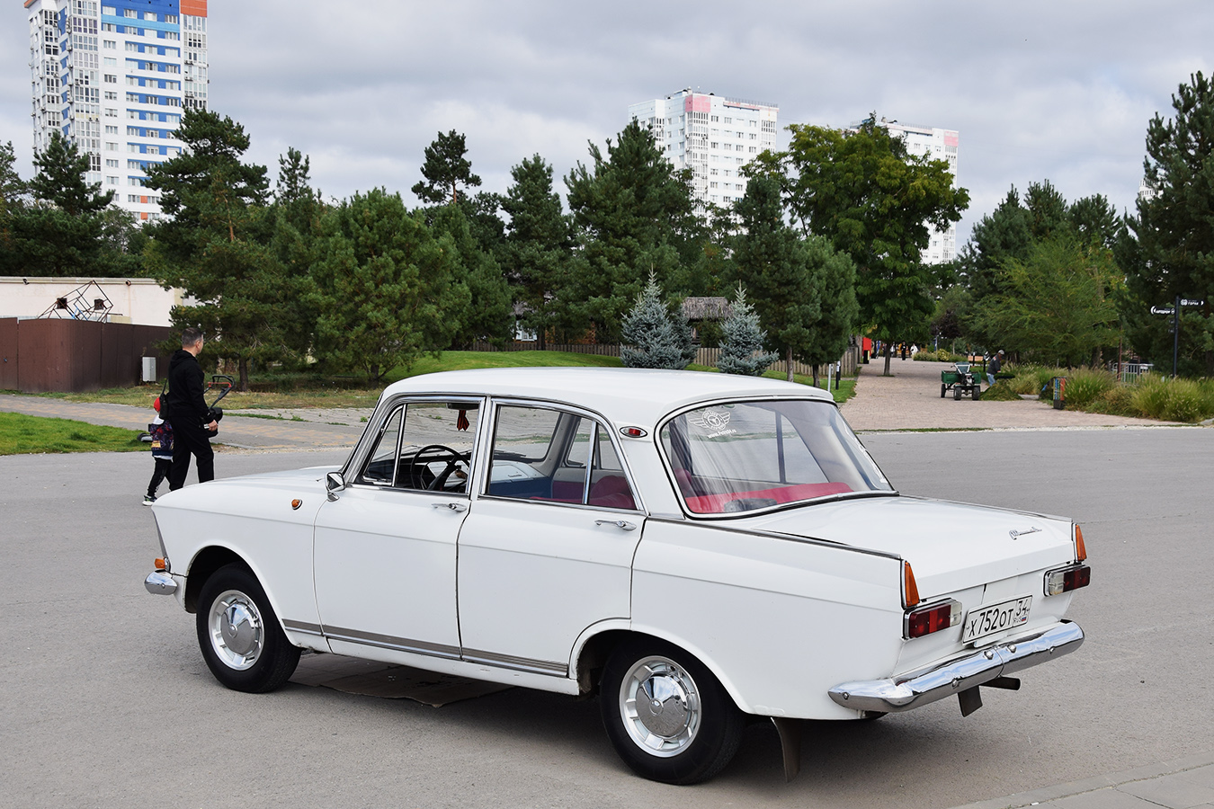 Волгоградская область, № Х 752 ОТ 34 — Москвич-408ИЭ '69-75