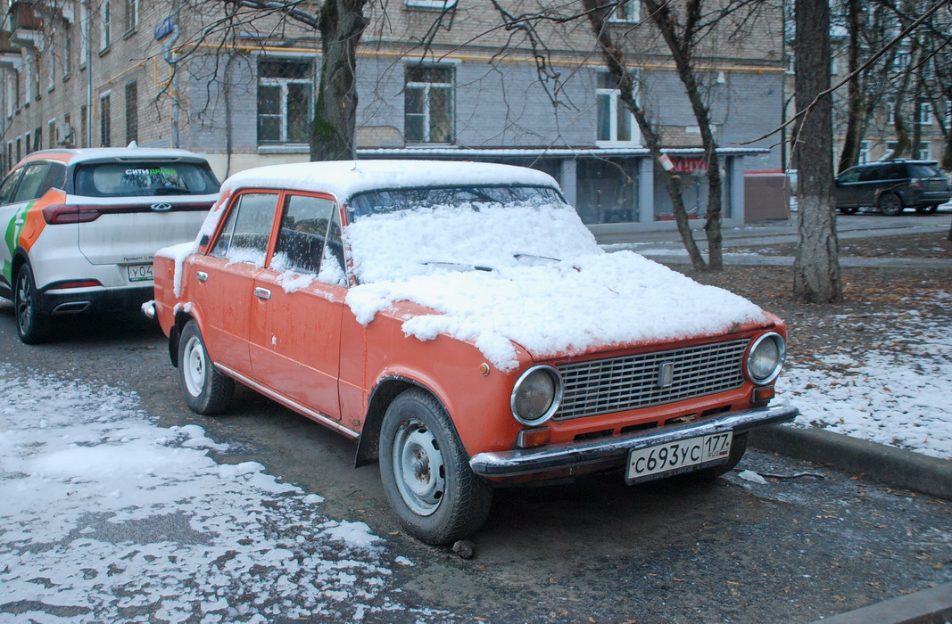 Москва, № С 693 УС 177 — ВАЗ-21011 Жигули '74-83
