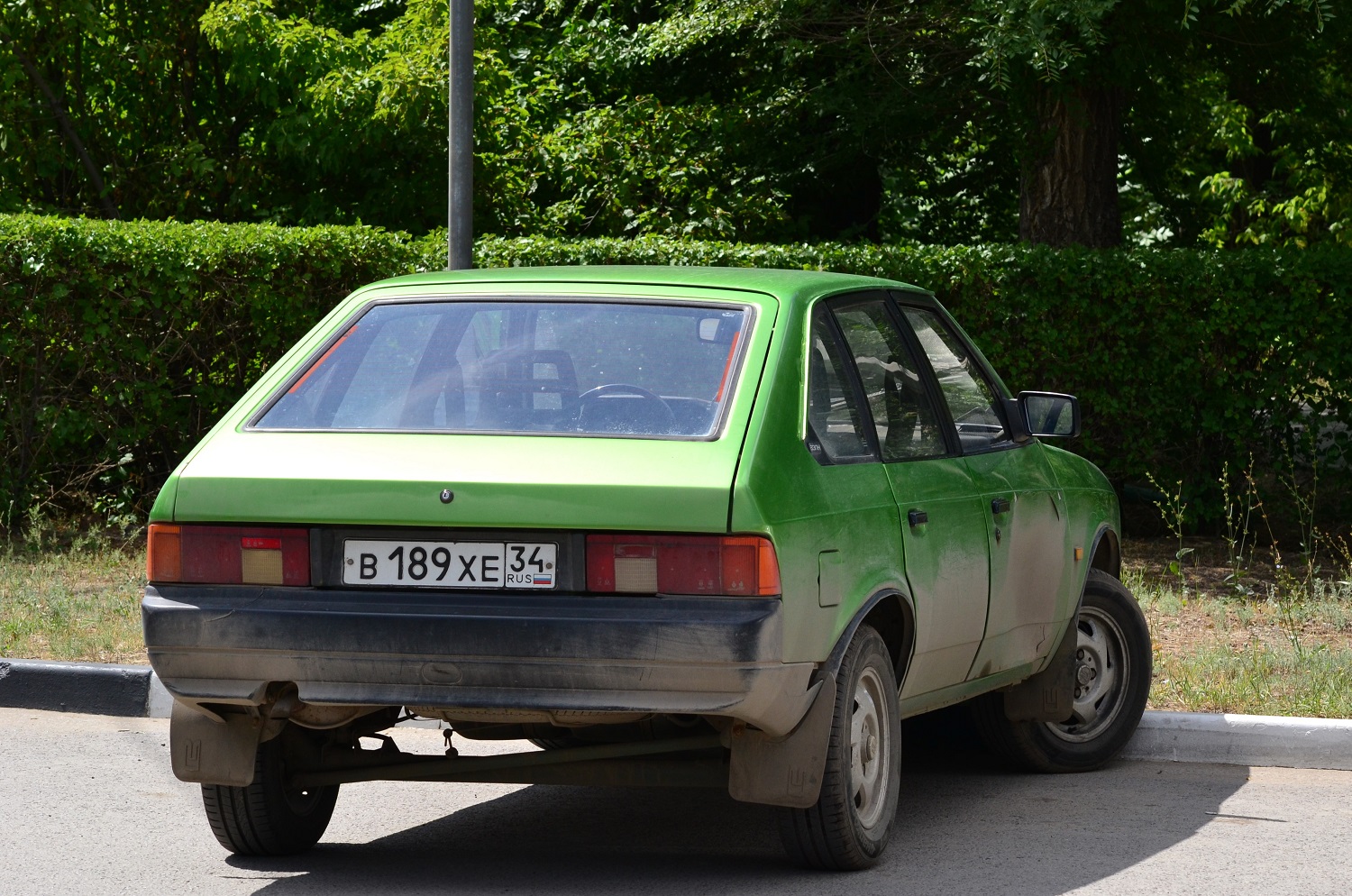 Волгоградская область, № В 189 ХЕ 34 — Москвич-21412 '86-94