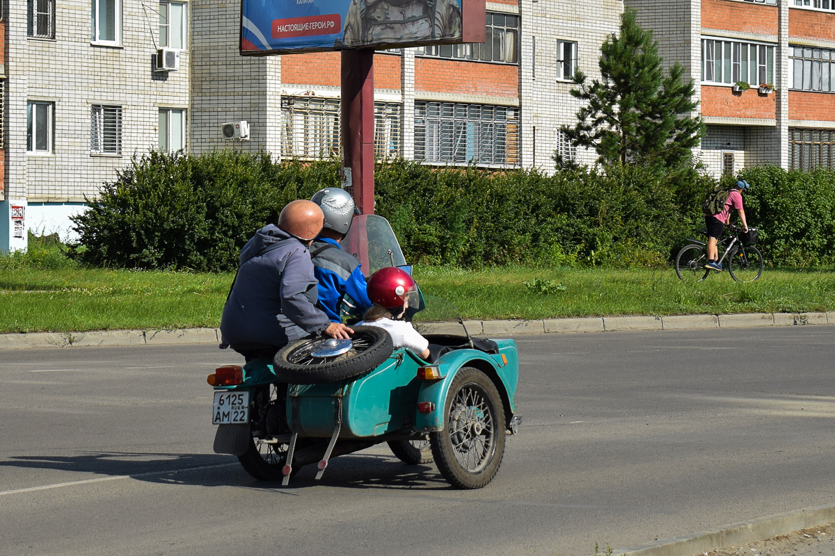 Алтайский край, № 6125 АМ 22 — ИМЗ 8.103-10 Урал '87-00