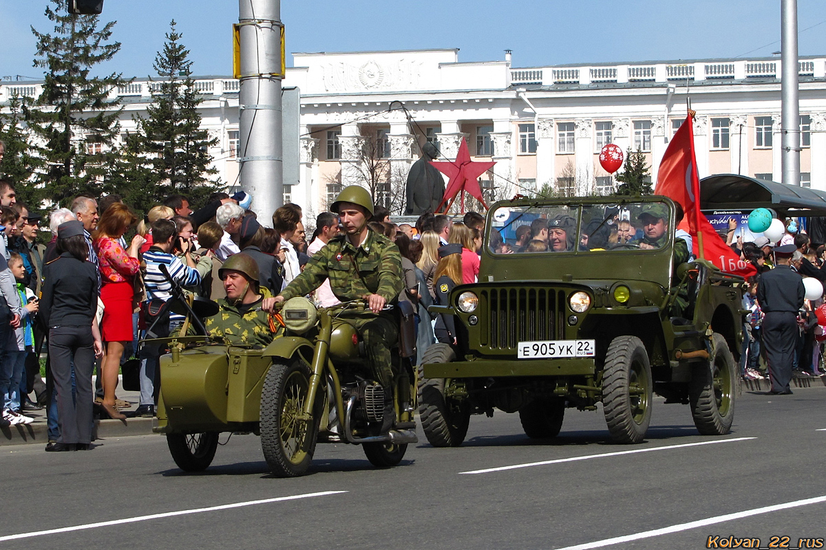 Алтайский край, № (22) Б/Н MT 0022 — ИМЗ М-72 '41-60; Алтайский край — День Победы. Барнаул. 2013 г.; Транспортные средства без номеров (Алтайский край)