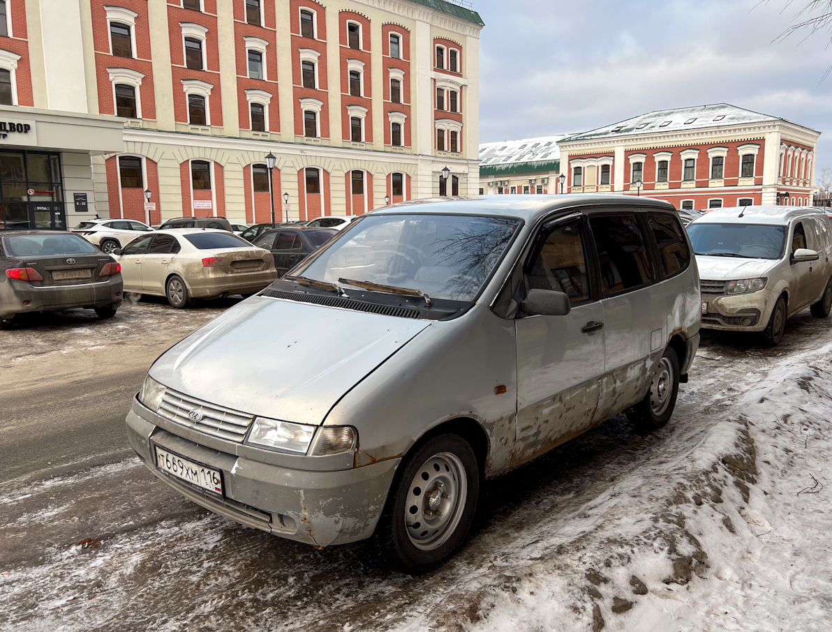 Татарстан, № Т 669 ХМ 116 — ВАЗ-21204 Надежда '02-05