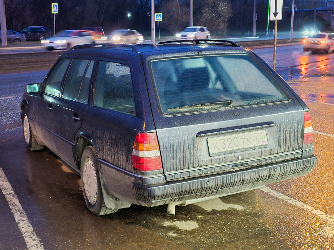 Татарстан, № К 320 ТК 71 — Mercedes-Benz (S124) '86-96