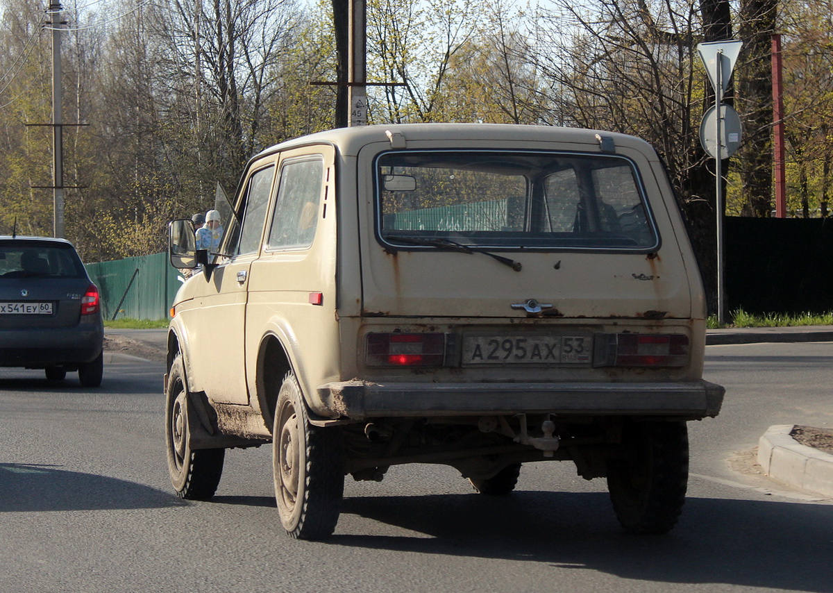 Новгородская область, № А 295 АХ 53 — ВАЗ-2121 Нива '77-94