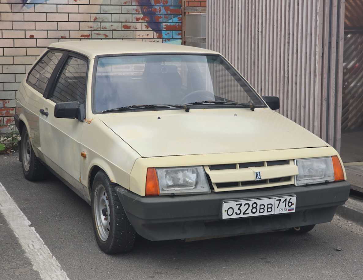 Татарстан, № О 328 ВВ 716 — ВАЗ-2108 '84-94