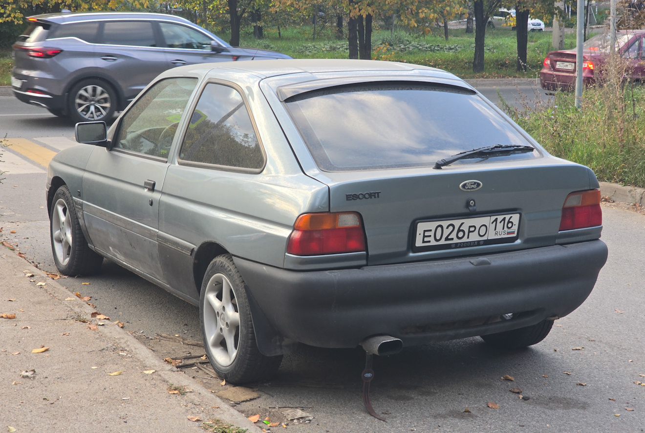 Татарстан, № Е 026 РО 116 — Ford Escort MkV '90-97
