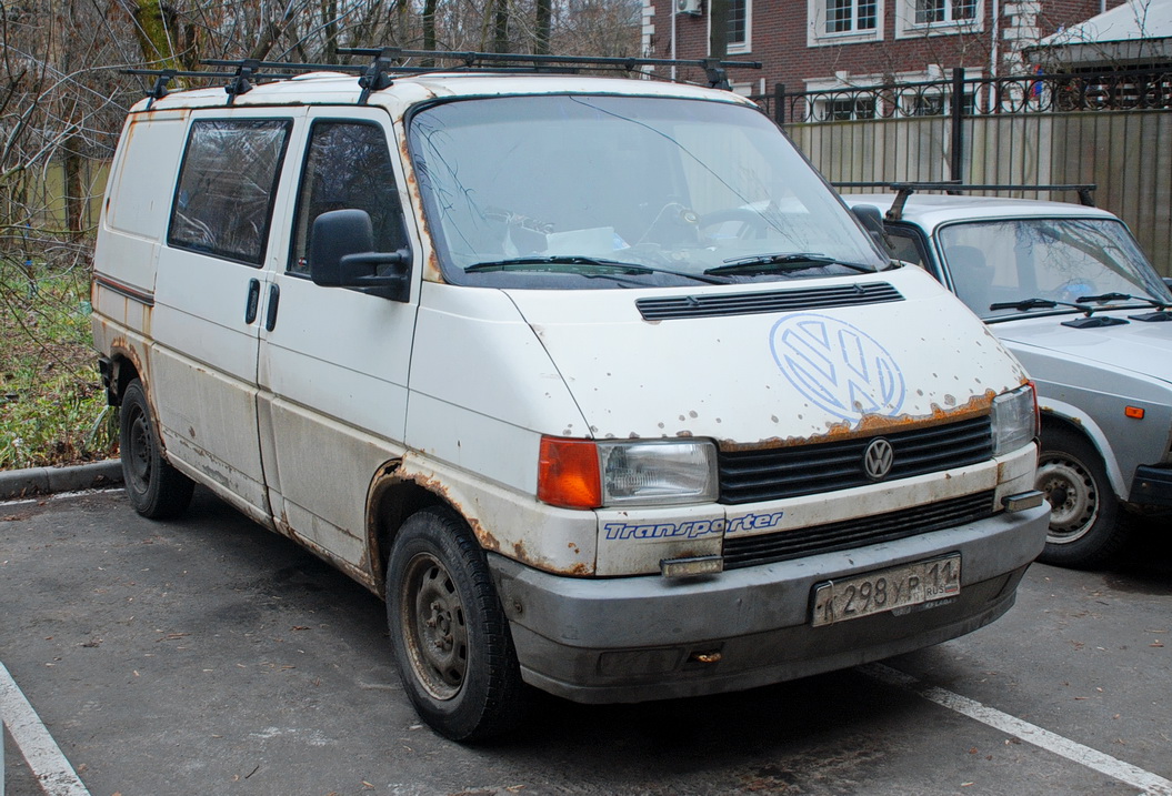 Коми, № К 298 УР 11 — Volkswagen Typ 2 (T4) '90-03