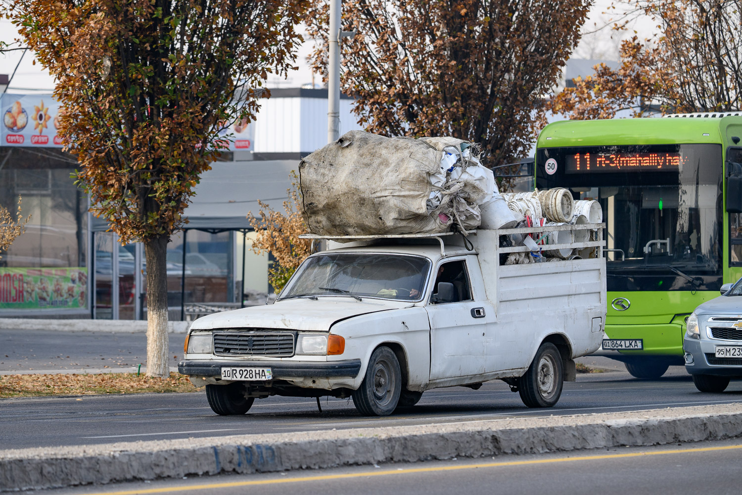 Узбекистан, № 10 R 928 HA — ГАЗ-31029 Волга '92-97