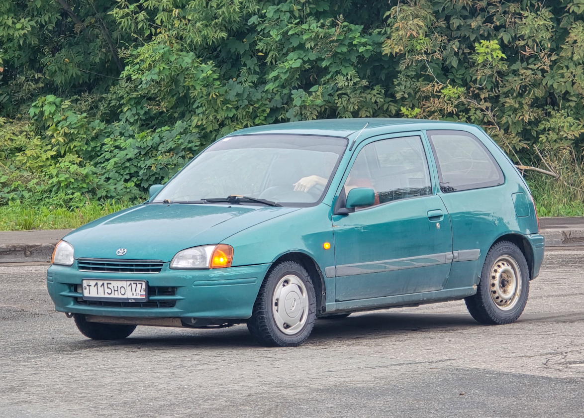 Татарстан, № Т 115 НО 177 — Toyota Starlet (P90) '95-99