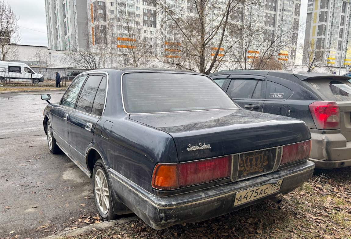 Свердловская область, № А 475 АС 196 — Toyota Crown (S130, facelift) '91-99