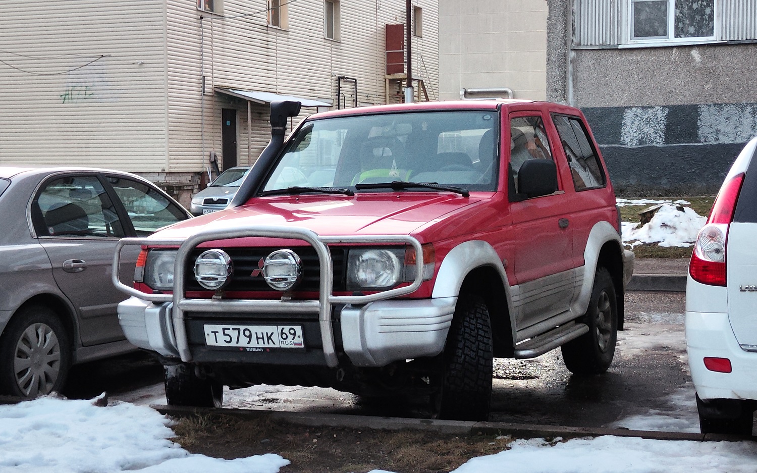 Тверская область, № Т 579 НК 69 — Mitsubishi Pajero (2G) '91-99
