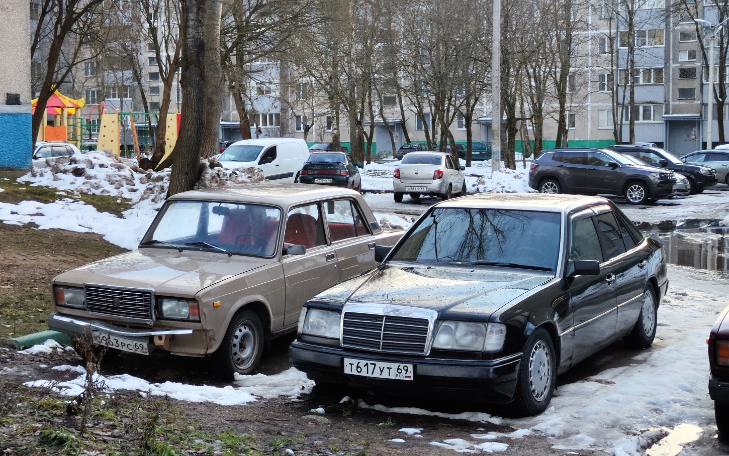 Тверская область, № Т 617 УТ 69 — Mercedes-Benz (W124) '84-96