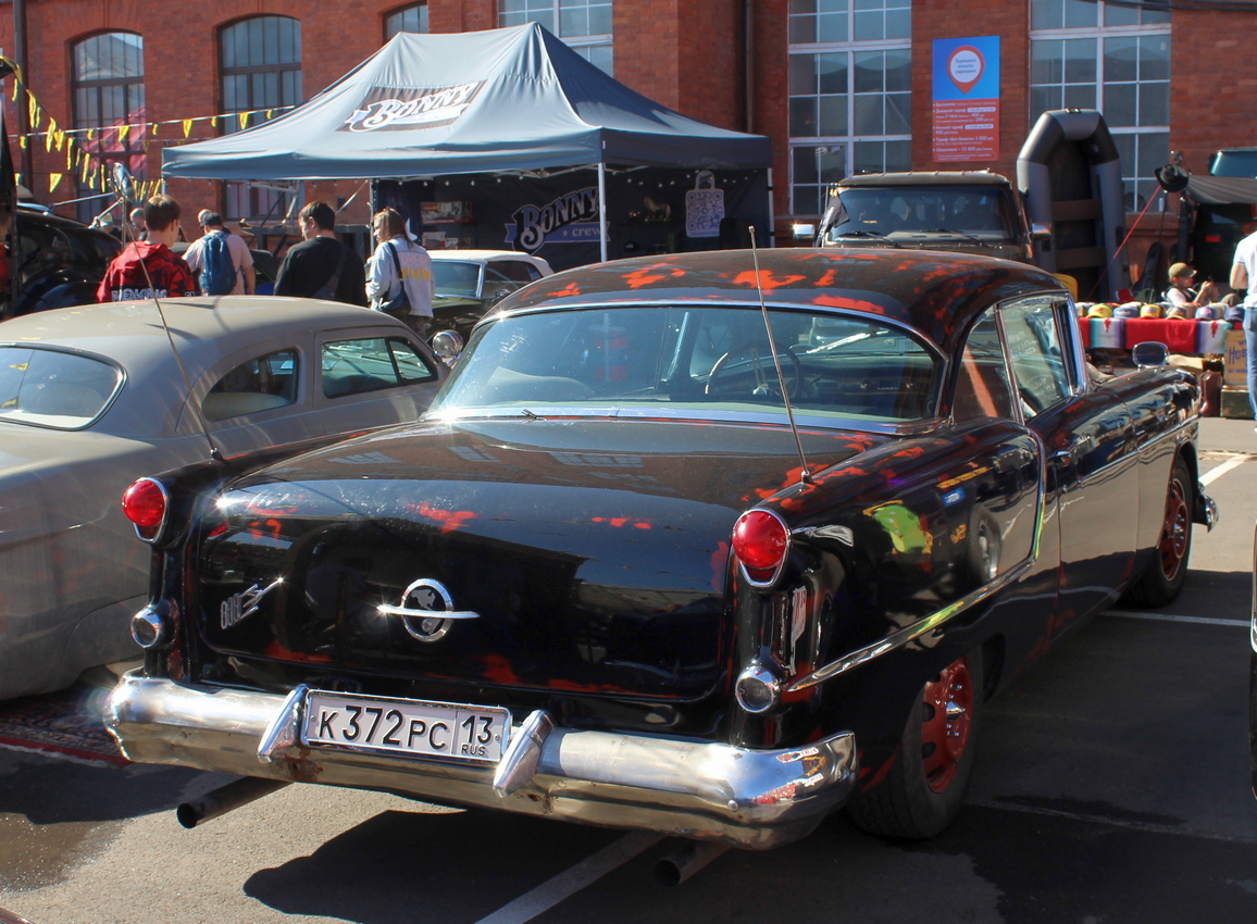 Мордовия, № К 372 РС 13 — Oldsmobile (Общая модель); Санкт-Петербург — Ежегодная выставка классических и кастомных автомобилей и мотоциклов "Original Meet"