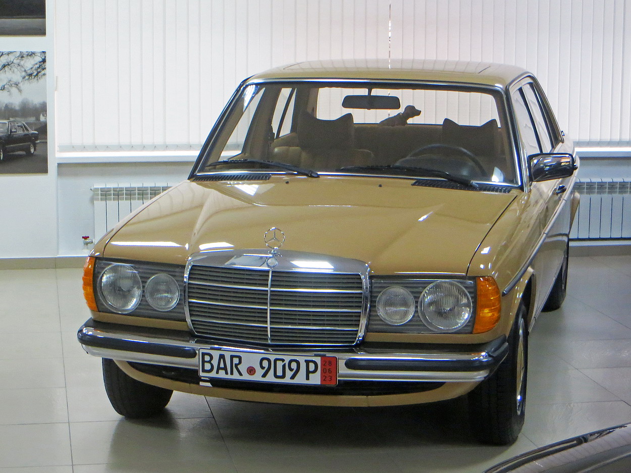 Кировская область, № BAR 909 P — Mercedes-Benz (W123) '76-86