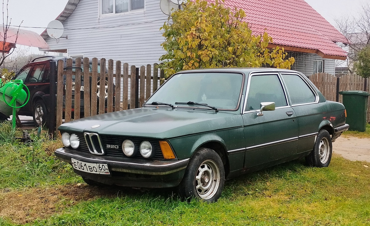 Псковская область, № Е 061 ВО 60 — BMW 3 Series (E21) '75-83