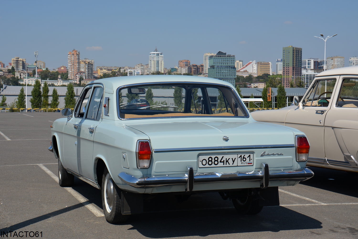 Ростовская область, № О 884 КУ 161 — ГАЗ-24 Волга '68-86; Ростовская область — День государственного флага России 2025