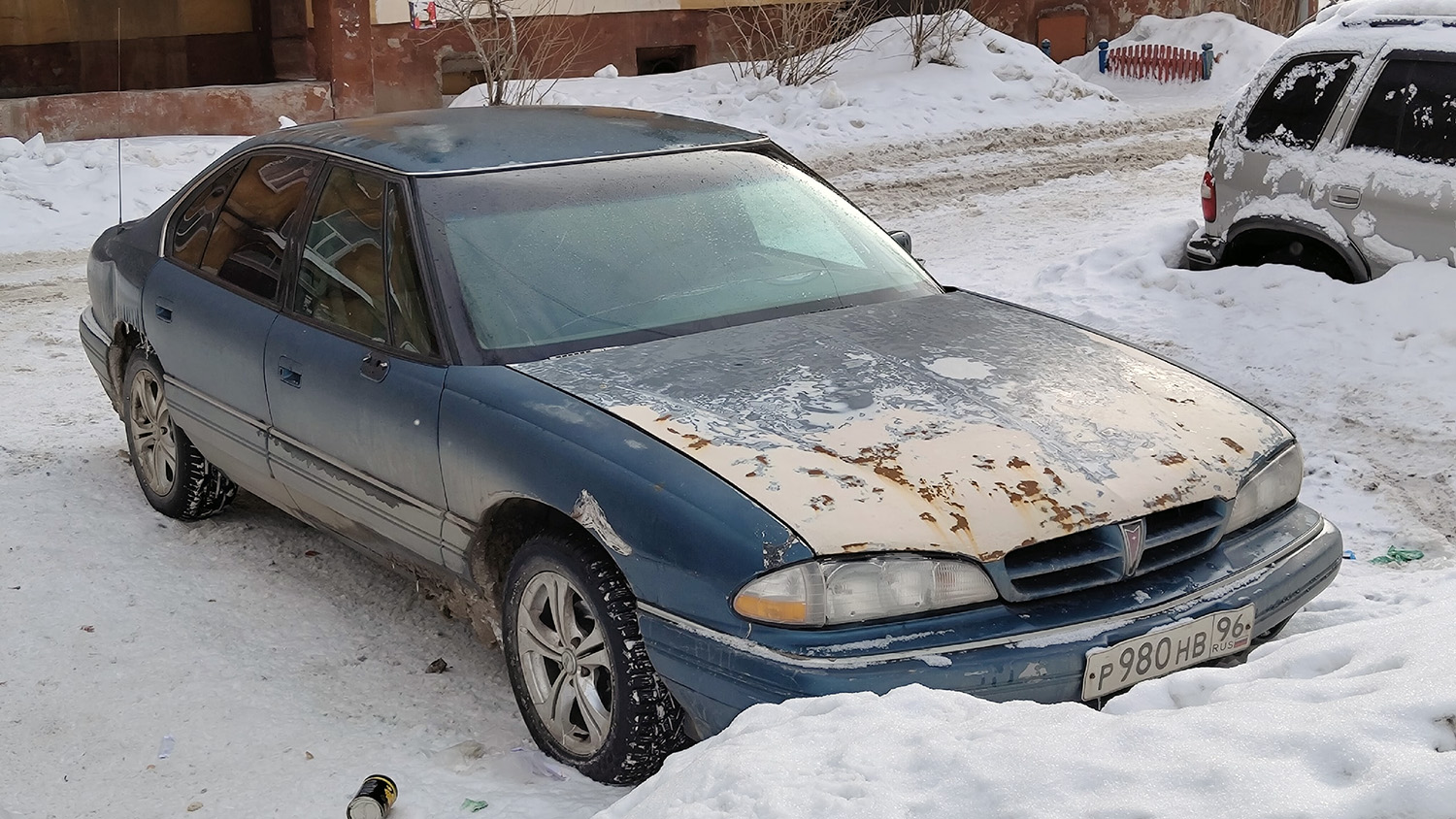 Свердловская область, № Р 980 НВ 96 — Pontiac Bonneville (9G) '92-99