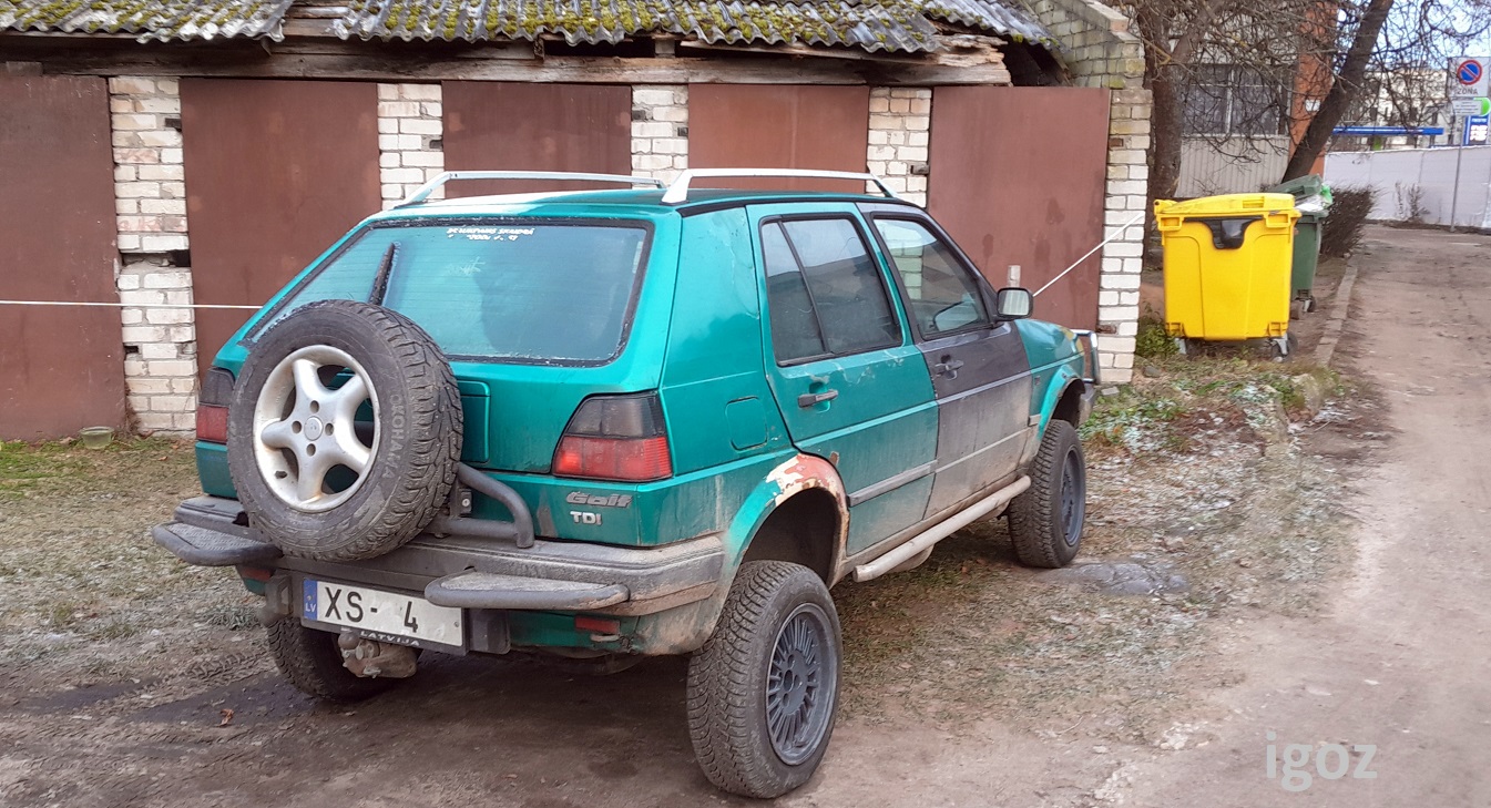 Латвия, № XS-4 — Volkswagen Golf Country (Typ 1G) '90-91