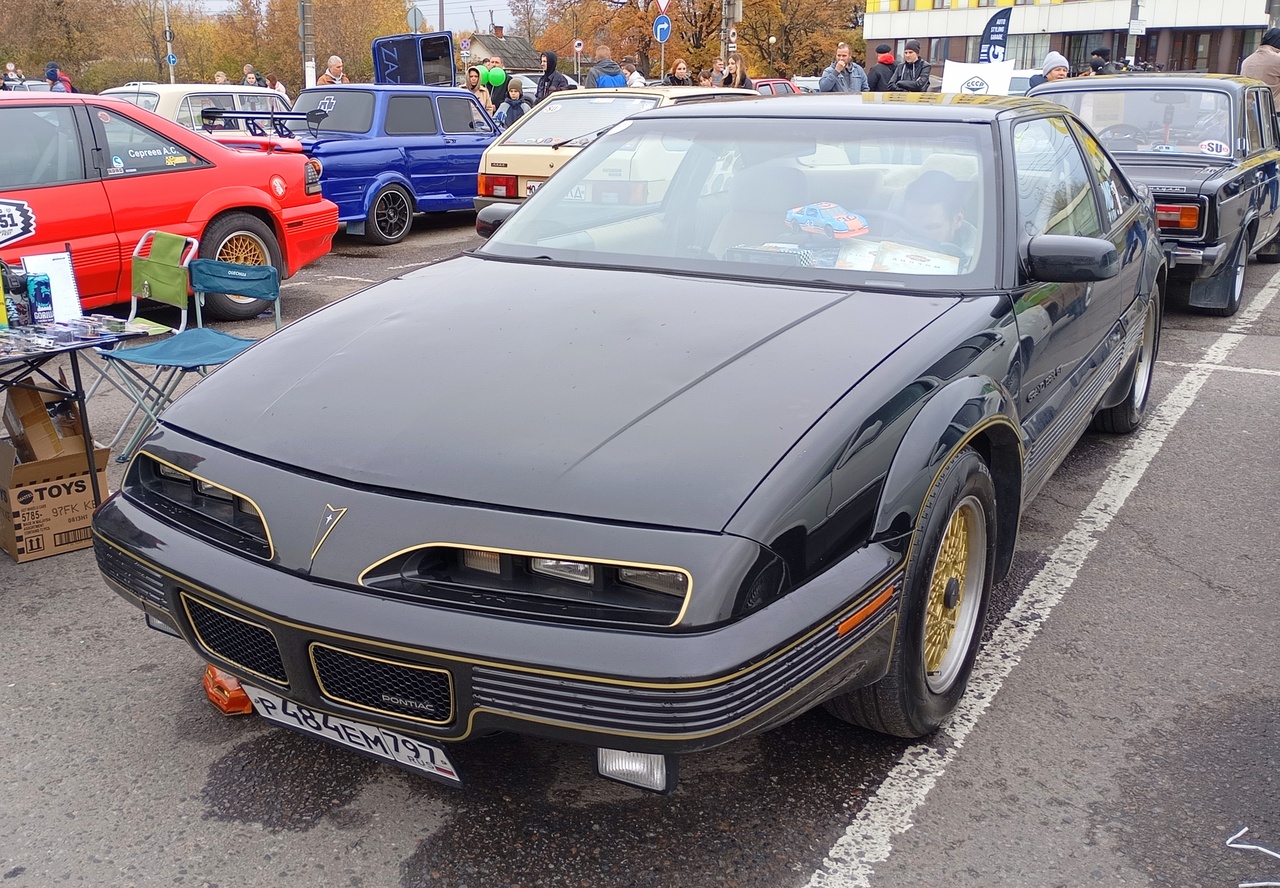 Москва, № Р 484 ЕМ 797 — Pontiac Gran Prix (5G) '88-96; Тверская область — Закрытие сезона 2025 Тверского ретро-клуба