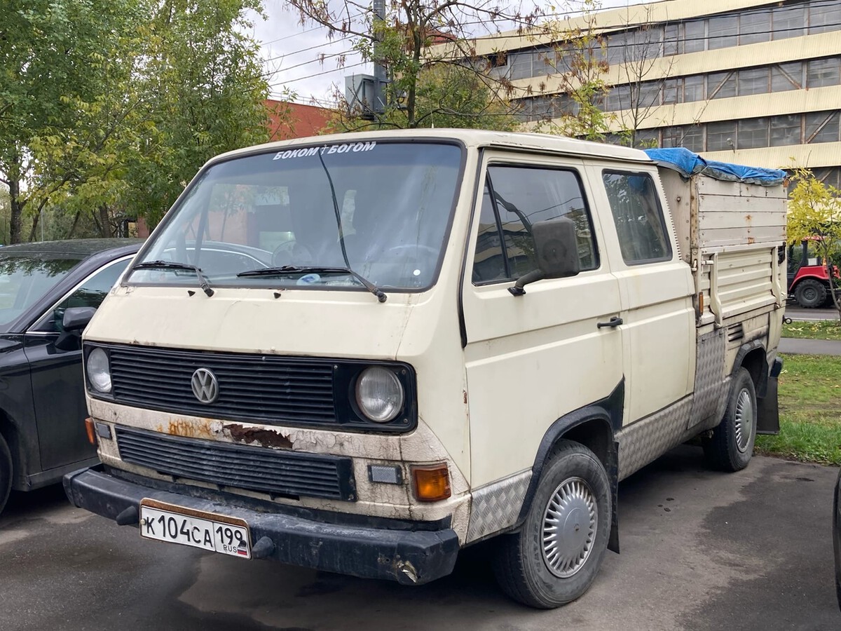 Москва, № К 104 СА 199 — Volkswagen (T3) Doppelkabine '79-92